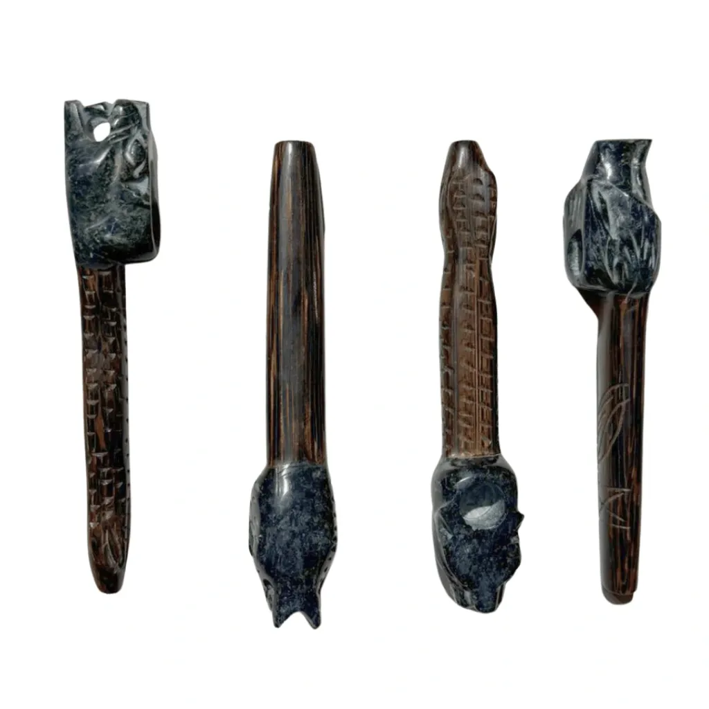 pipa-madera-chonta-piedra-serpentina-mediana-18cm-artesanal2.webp