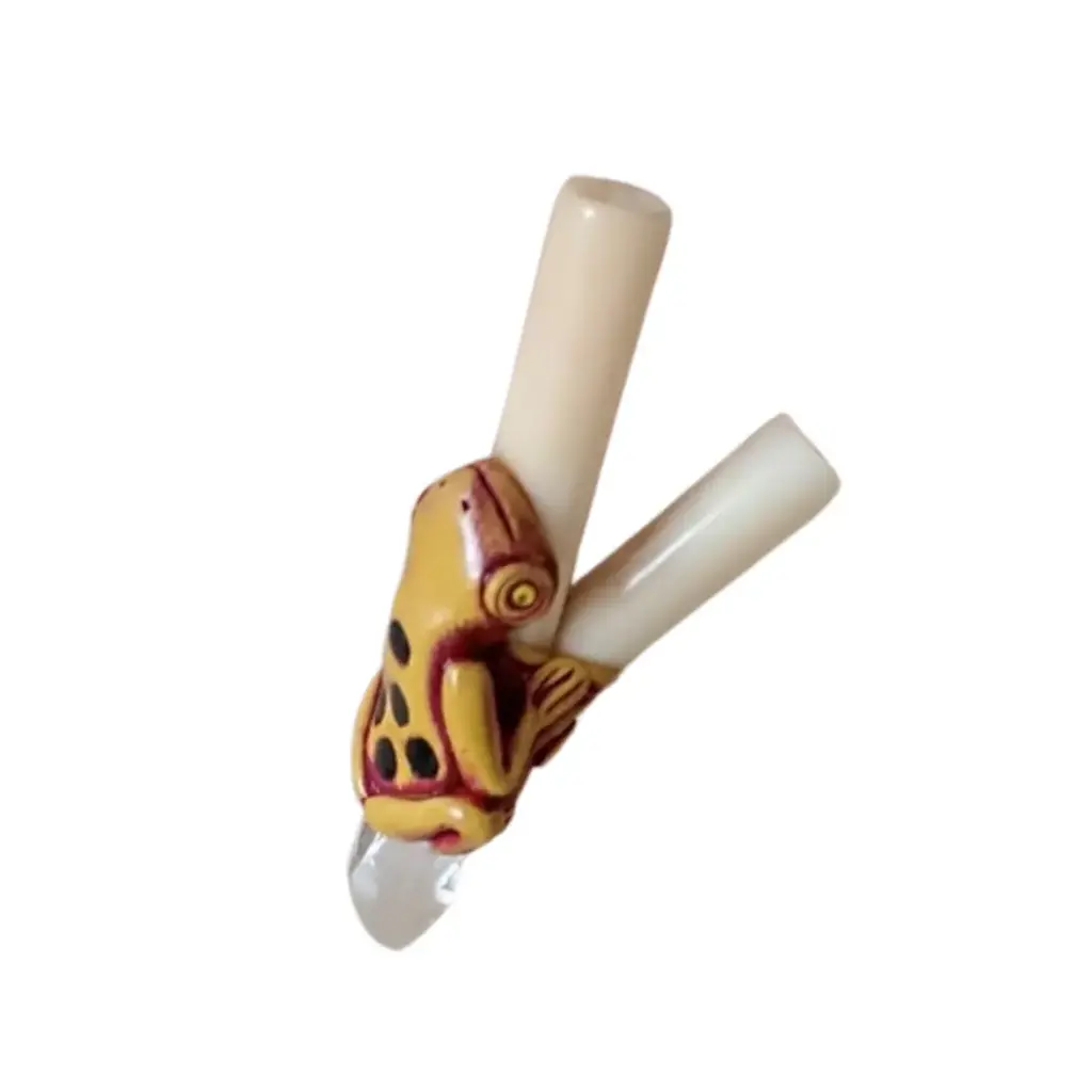 Kuripe Tallado en Hueso con Detalle en Resina