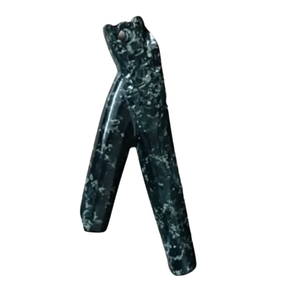 Kuripe Tallado en Piedra Serpentina (Negro)