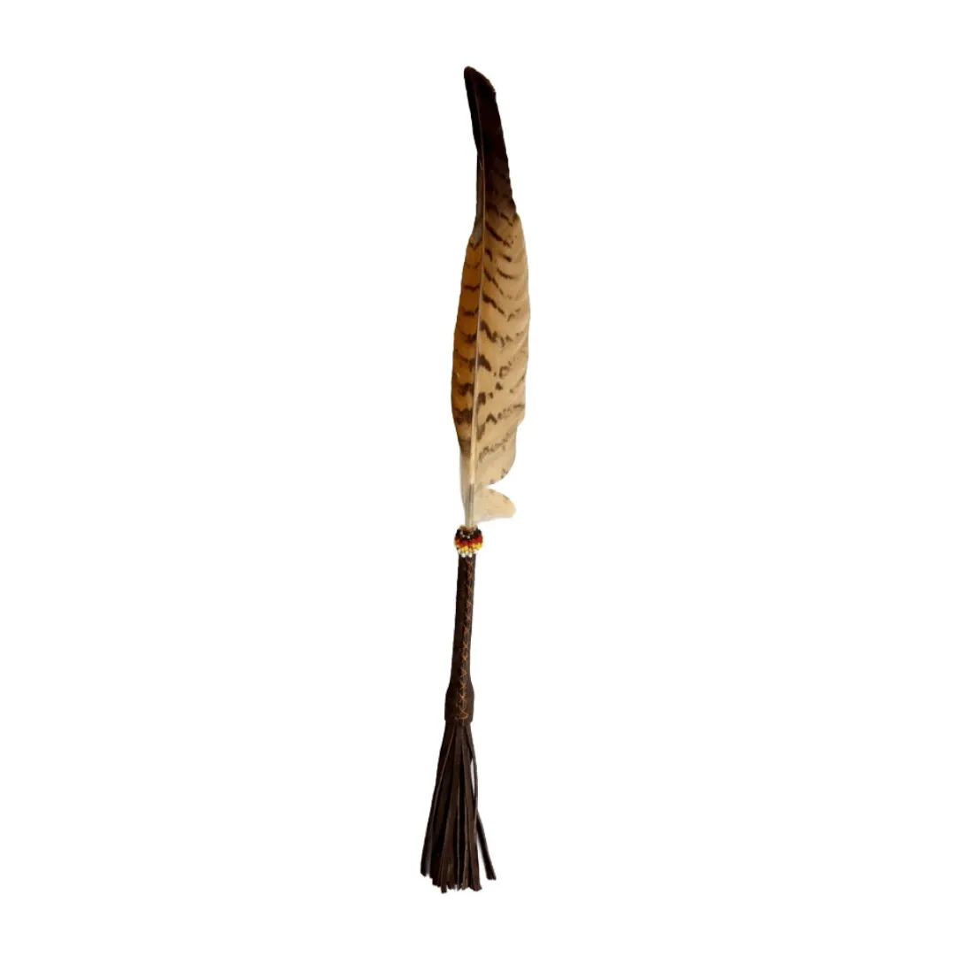 Pluma Alcon Rojo